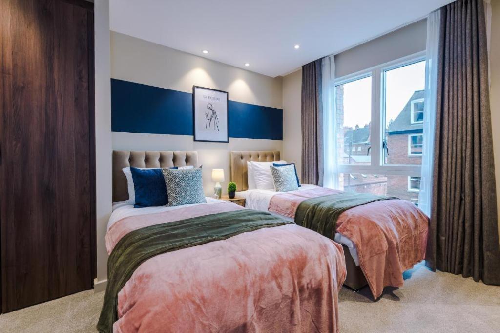 Exquisite Central York Abode Sleeps 6! Экстерьер фото